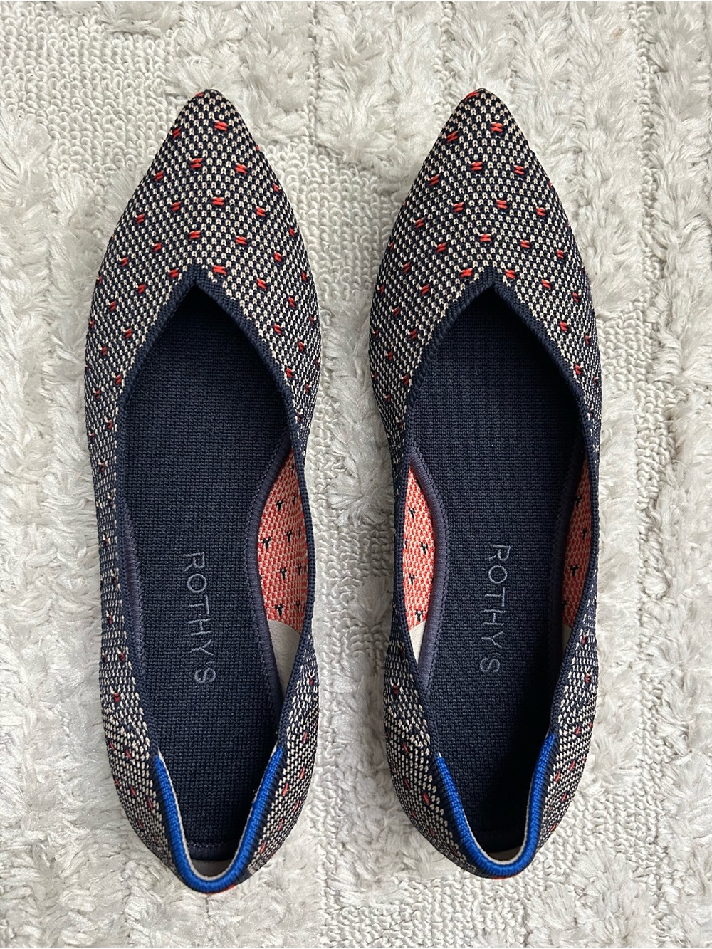 Rothy's The Point - Size 8 - Retired color - Navy Coral Dot